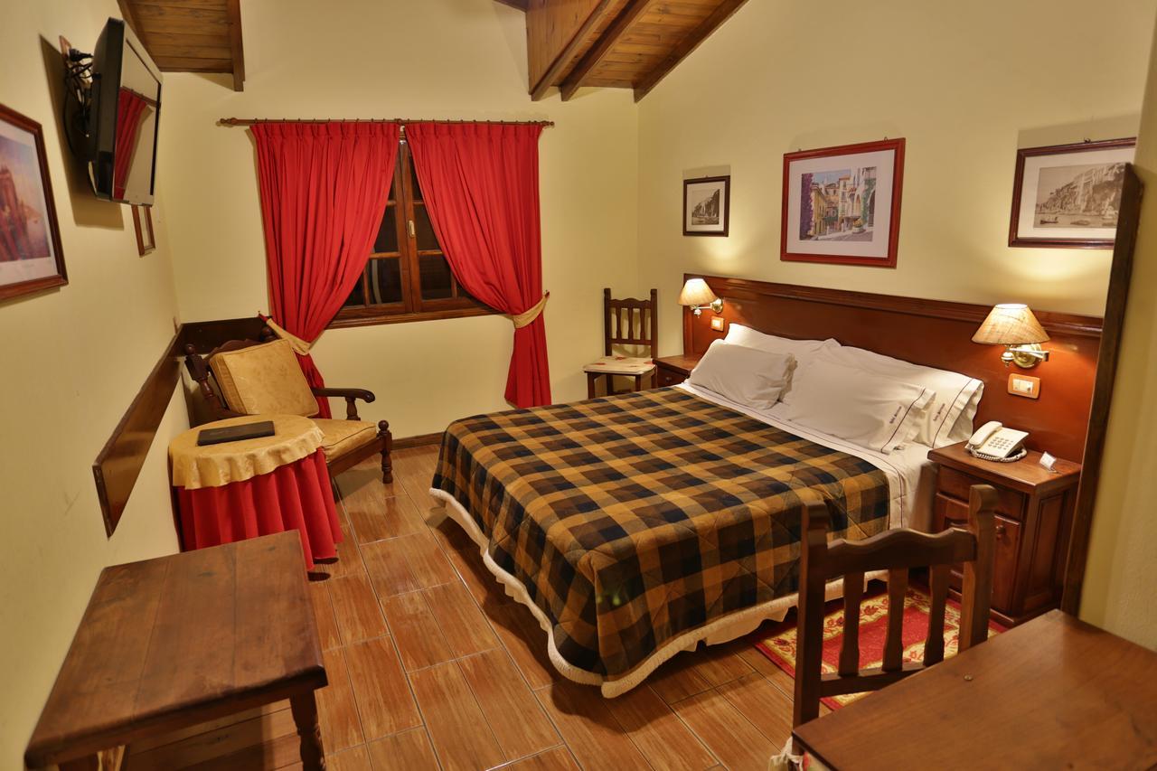 Hosteria Sirenuse มาร์เดลปลาตา ภายนอก รูปภาพ